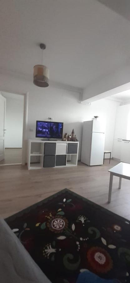 Apartament Central. Bloc Nou. Διαμέρισμα Μπακάου Εξωτερικό φωτογραφία